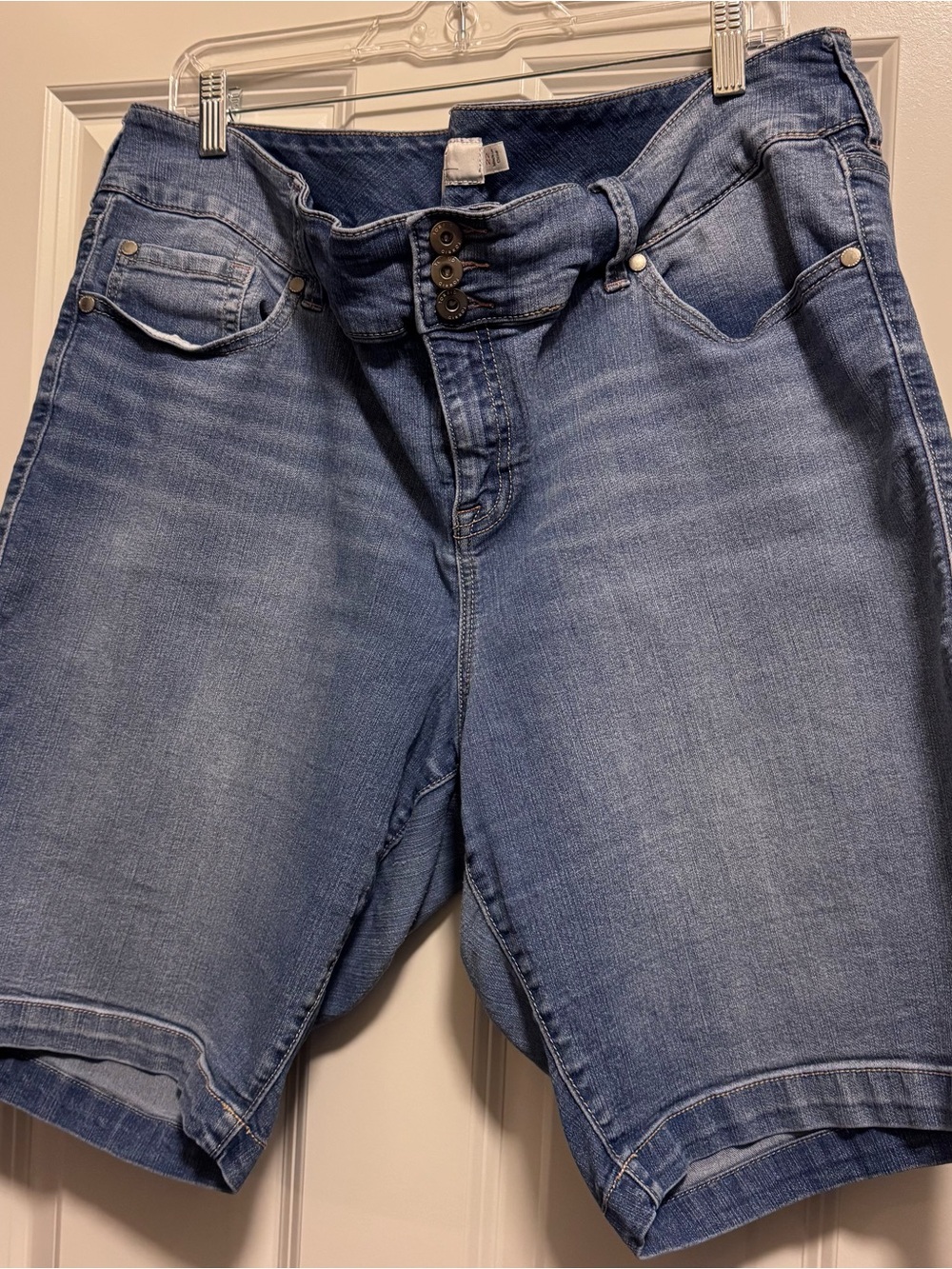 Torrid 22 Blue Denim High-Waist Stretch Shorts